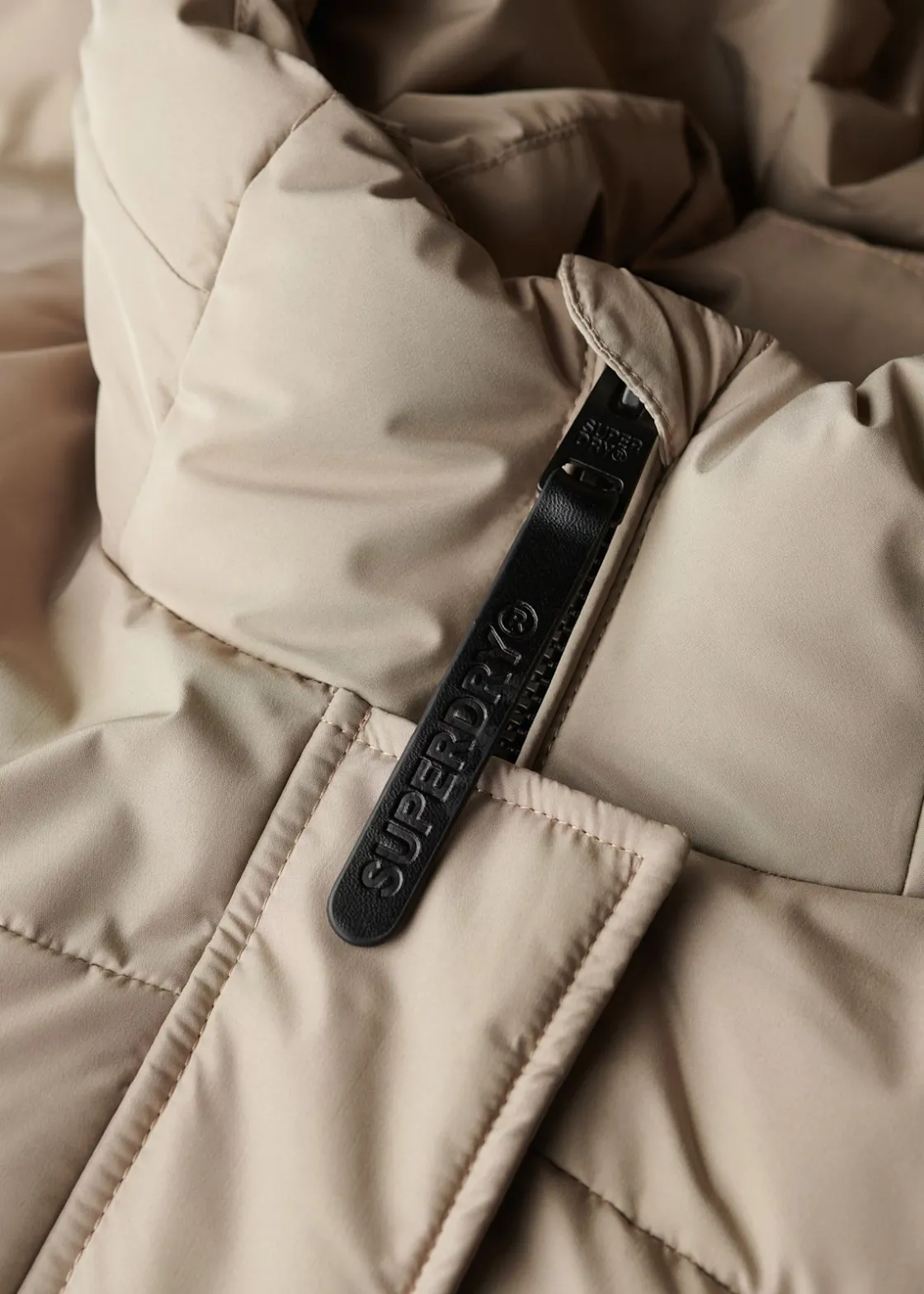 Clearance Superdry HOODED SPORTS PUFFER MID JKT Winter Twig Beige