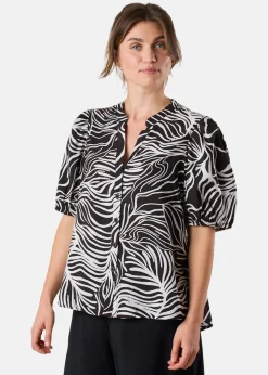 Best Seaside Hudson Top S/S W Black Leaf