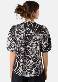 Best Seaside Hudson Top S/S W Black Leaf