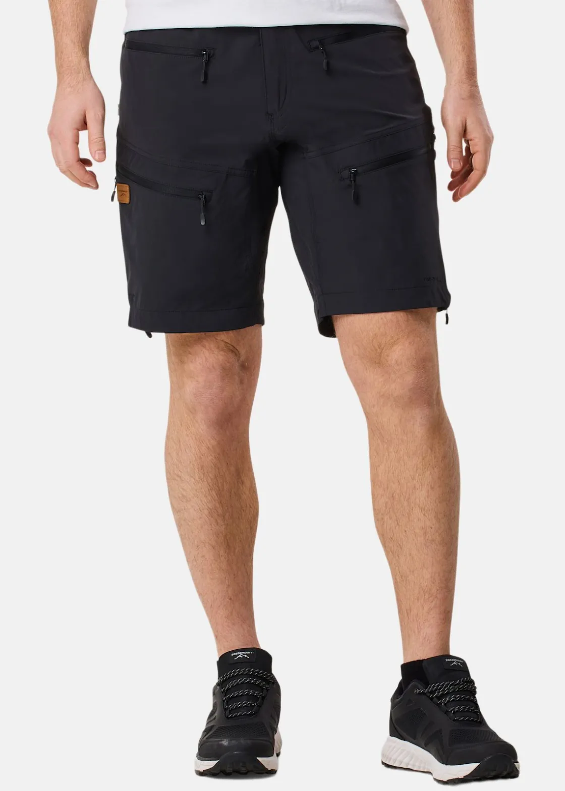 New Swedemount Lofoten Stretch Shorts Black/Black