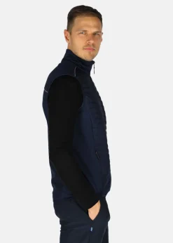 Hot Swedemount On Course Vest Navy