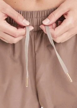 Best Athlecia Timmie W 2-in-1 Shorts Nude Nut